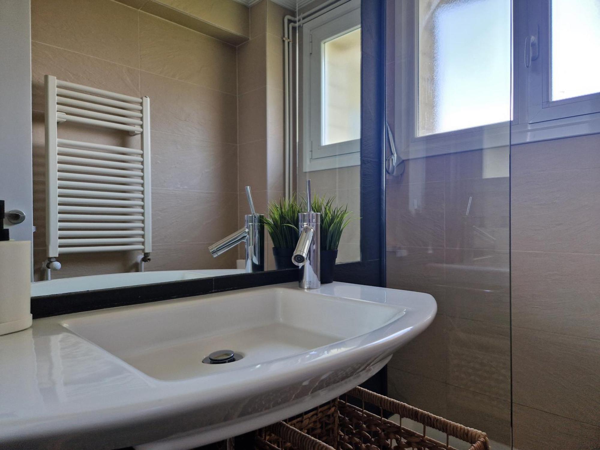 Astonishing Sea Views - Club & Pool & Parking By Aloha Bilbao Apartment Sopelana Exterior photo